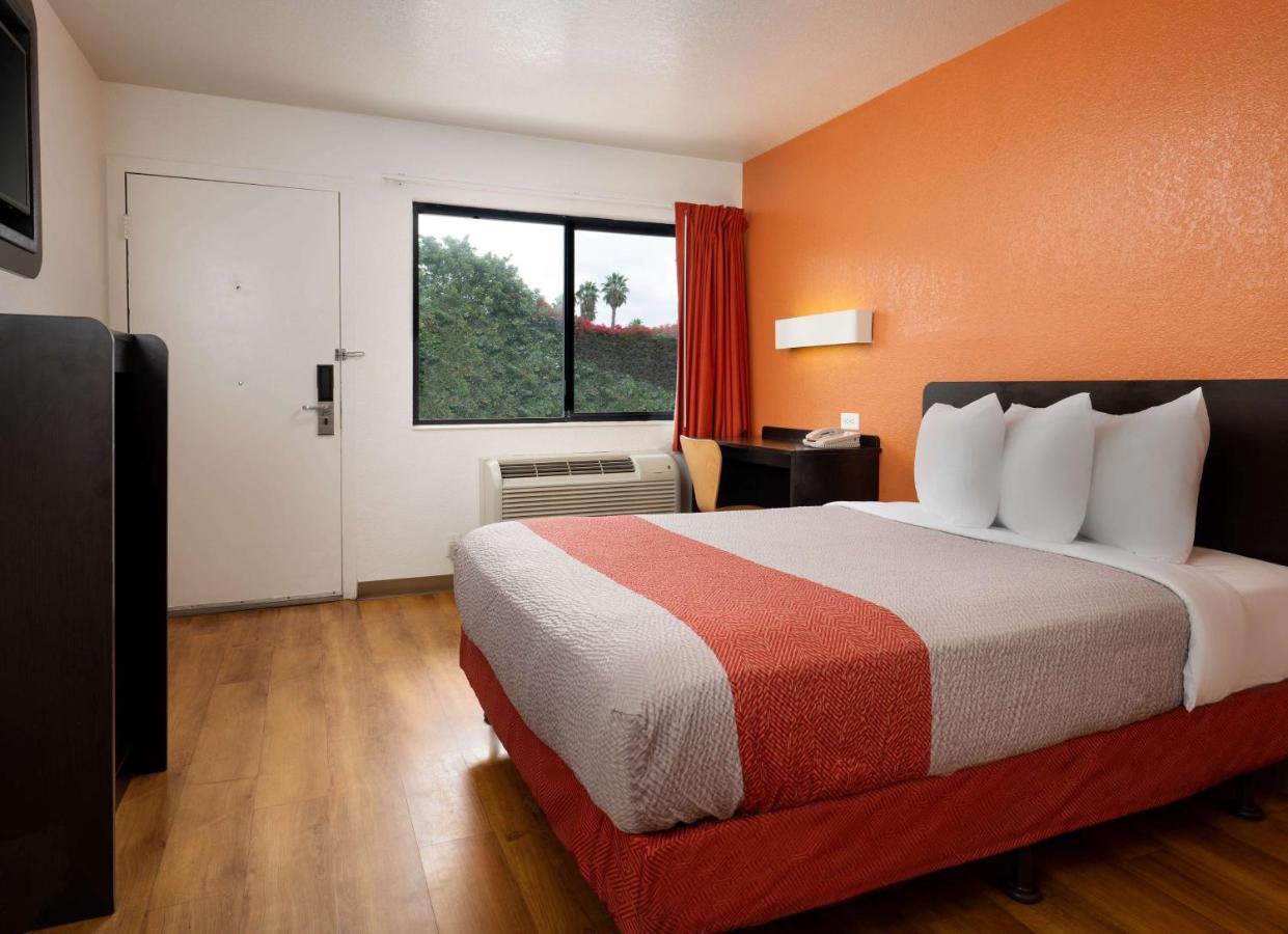 Motel 6-Camarillo, Ca Buitenkant foto