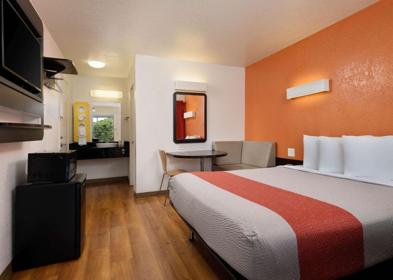Motel 6-Camarillo, Ca Buitenkant foto
