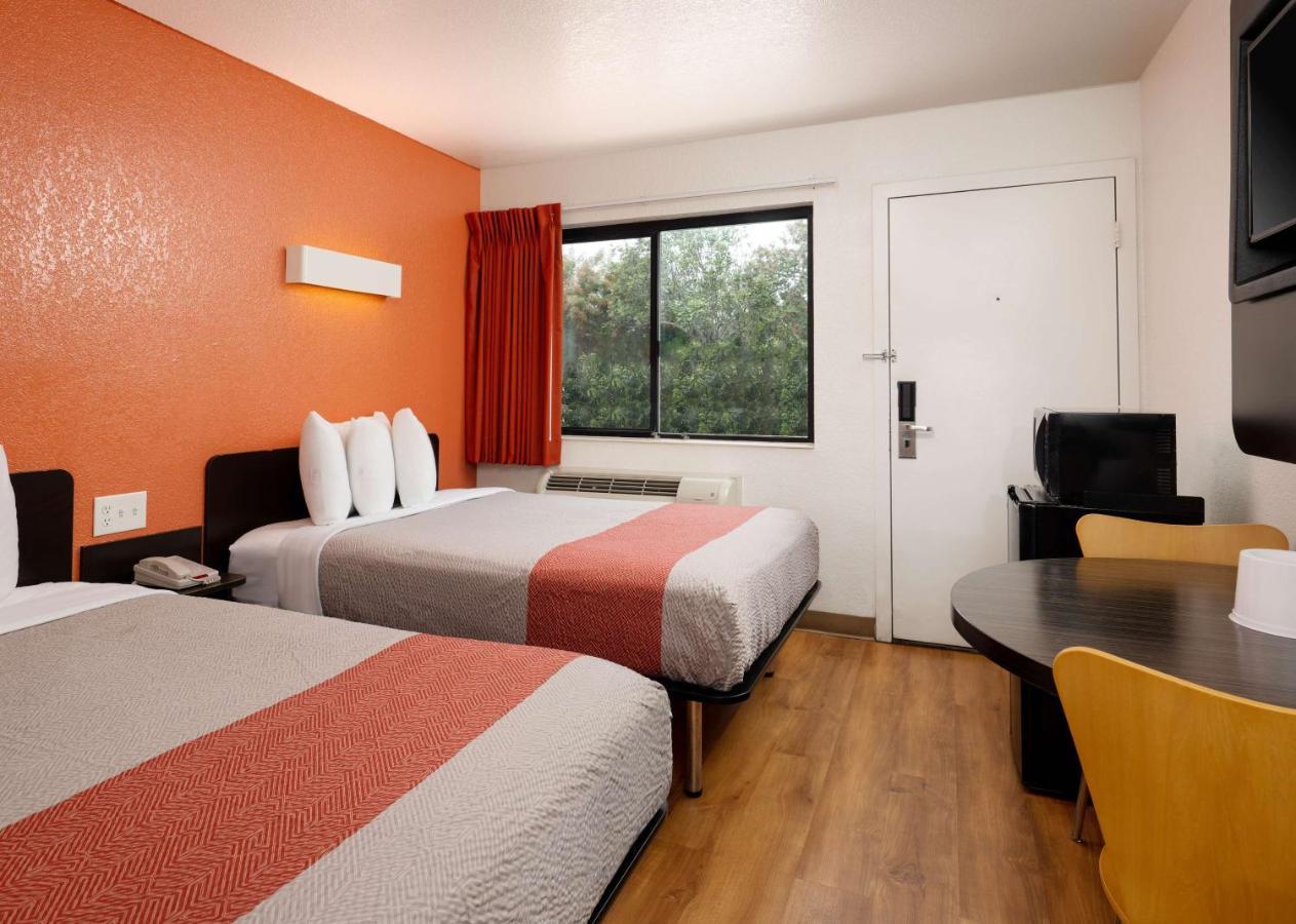 Motel 6-Camarillo, Ca Buitenkant foto