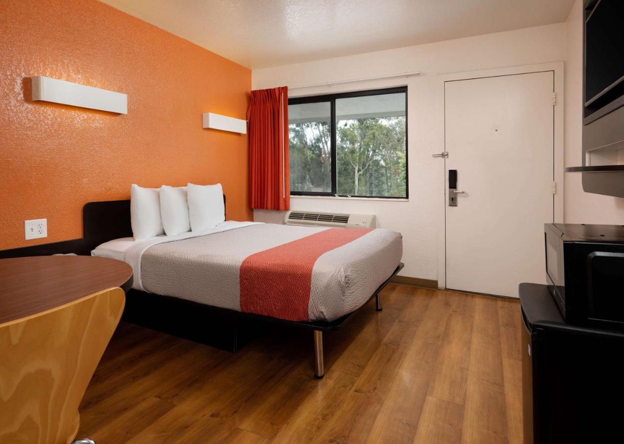Motel 6-Camarillo, Ca Buitenkant foto