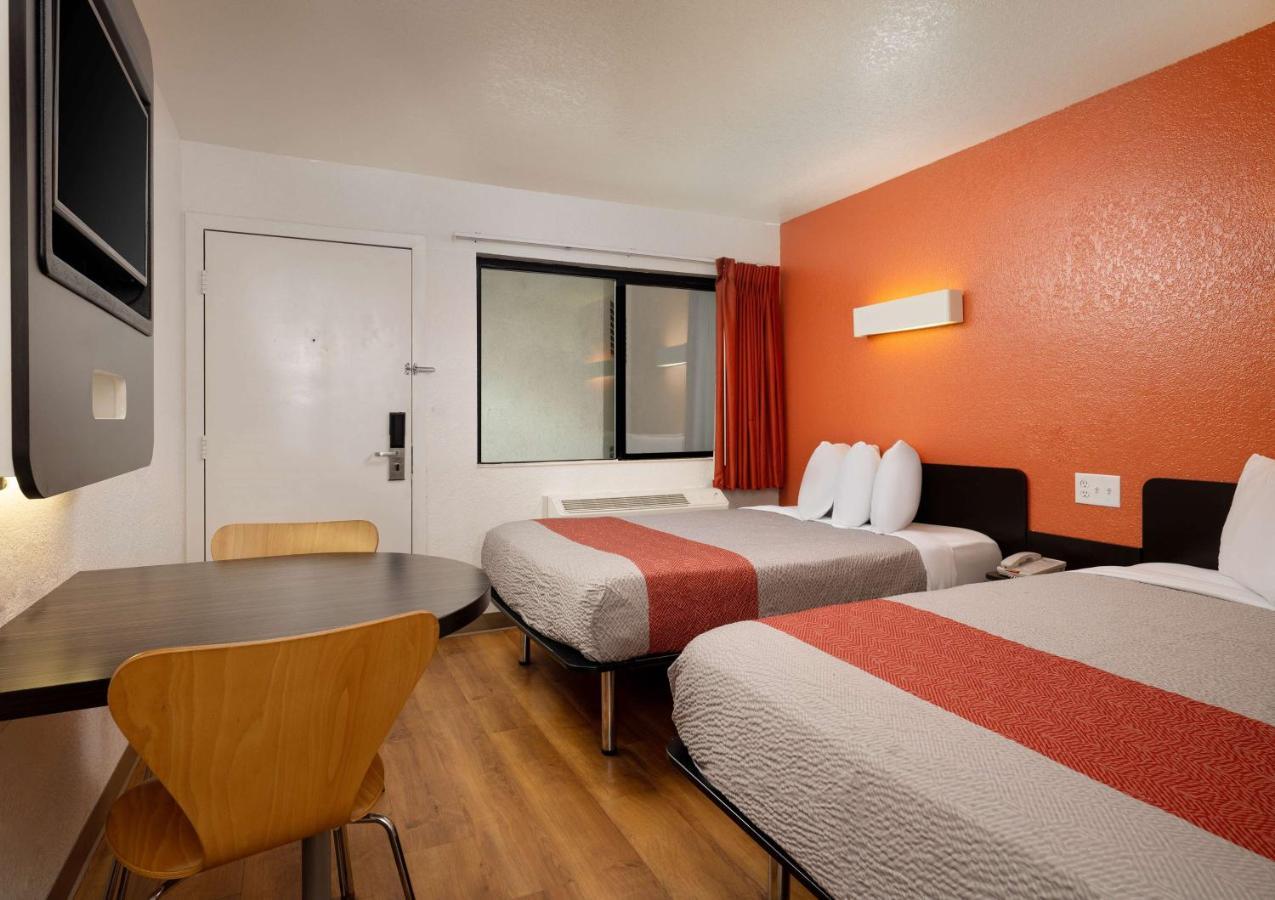 Motel 6-Camarillo, Ca Buitenkant foto