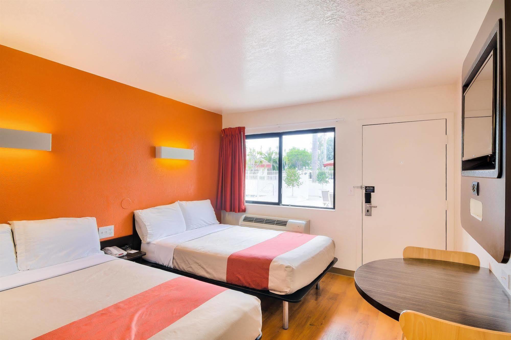 Motel 6-Camarillo, Ca Buitenkant foto