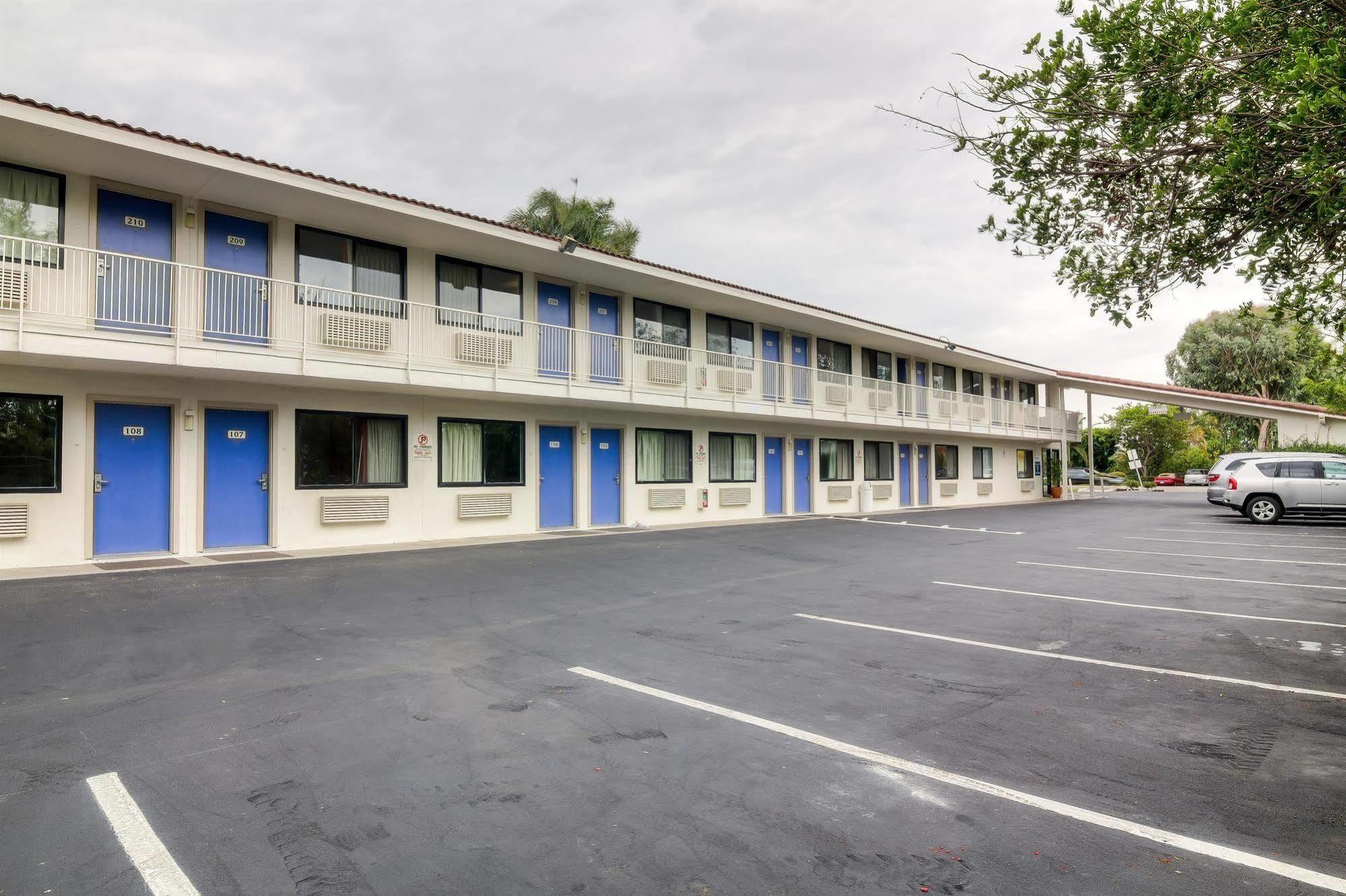 Motel 6-Camarillo, Ca Buitenkant foto